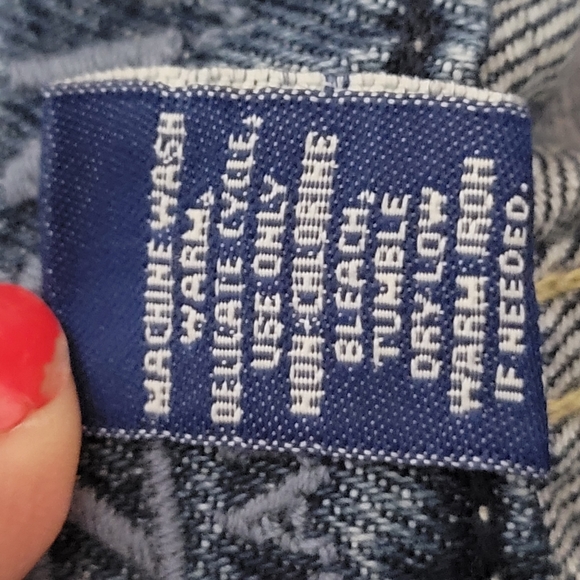 NWT Arizona Jean Co. High Waisted Denim Shorts | Size 11 - Picture 8 of 9